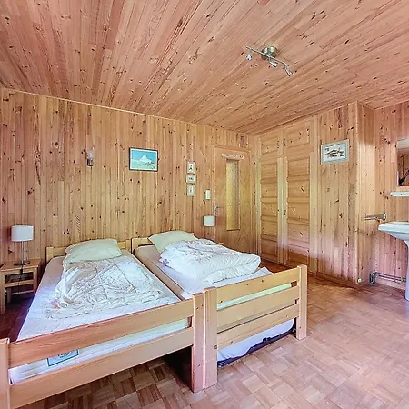 Шале Appartement-3-chambres-8-couchages-wifi-montriond-chebourins Монрьон